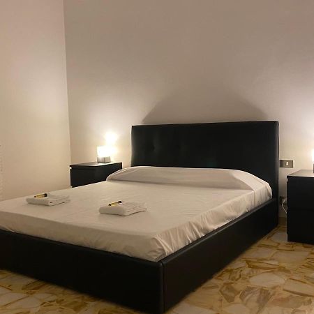 Florence - Quiet & Comfortable Apartment ภายนอก รูปภาพ